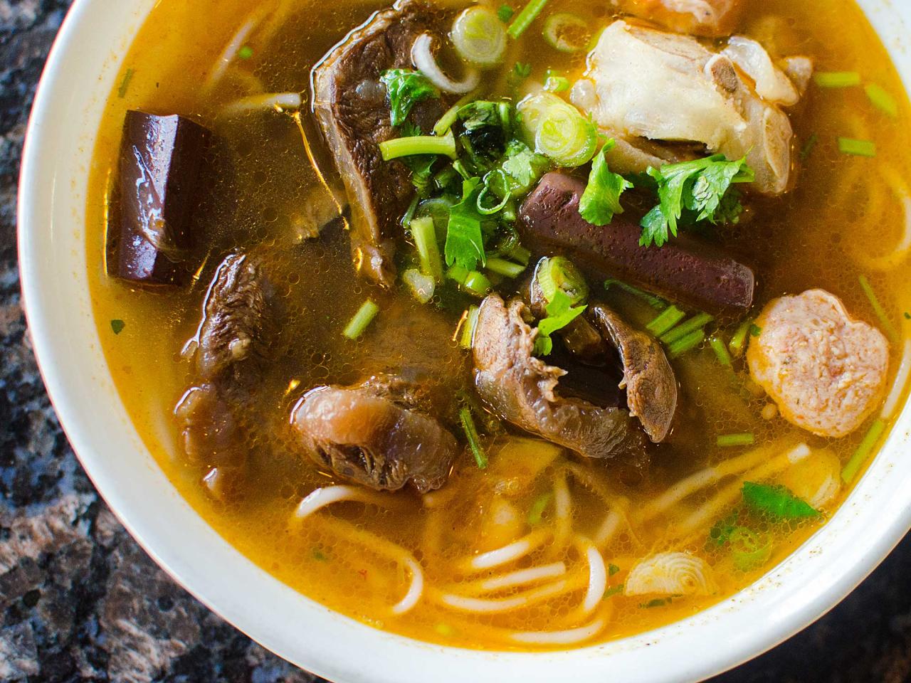 Vietnam pho noodle soup recipe