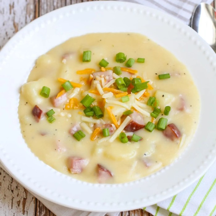 Recipe for potato soup with ham